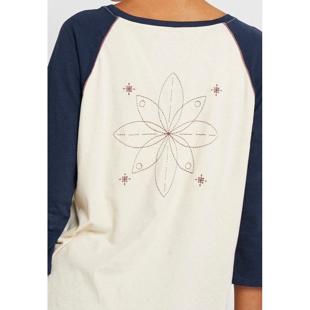 Burton Womens Organic Cotton Raglan Sleeve Mandala Stitched Round Neck Tee L